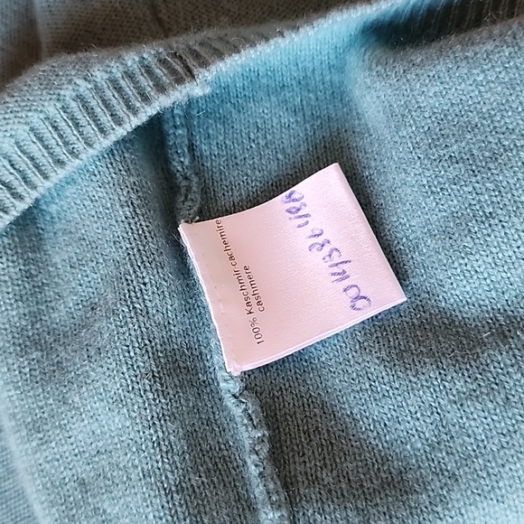 Akris cashmere vest sz US 6 - Picture 4 of 5